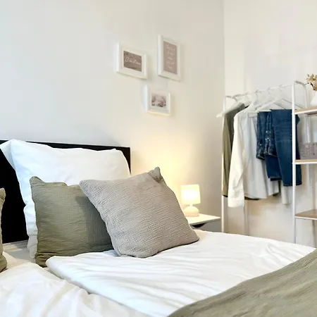 Apartment Mystay I Lofts I Superior Design